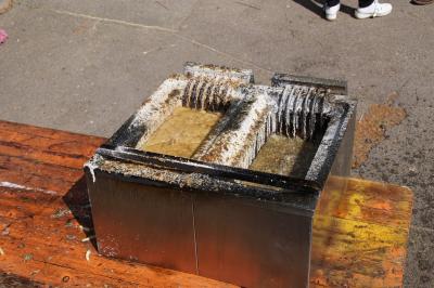 Nuertingen: Brand eine Friteuse sorgt fuer Feuerwehreinsatz